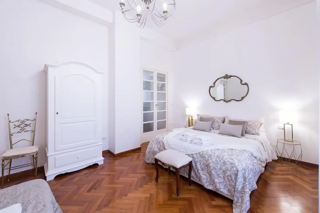 Appartamento Carita Grandi Residenze Napoli